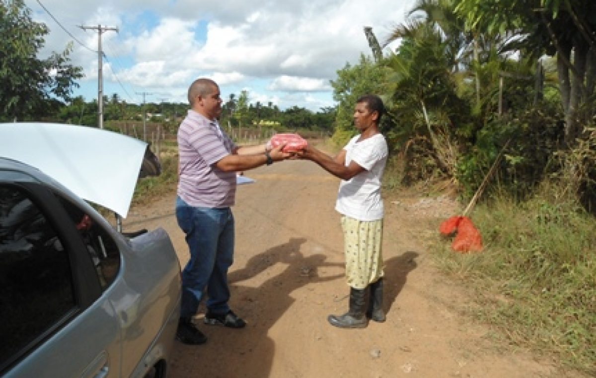 Famílias que vivem da Agricultura Familiar recebem sementes de milho