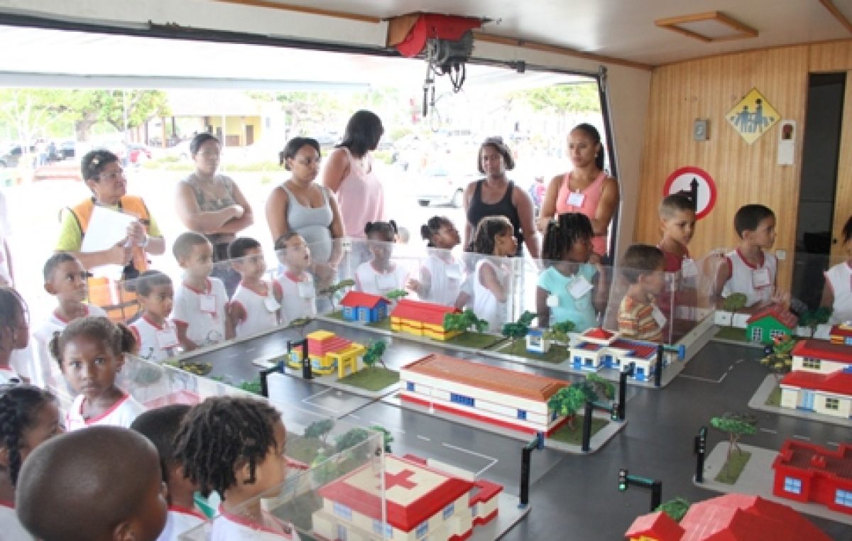 Prefeitura e Detran promoveram Educação no trânsito para crianças a partir de 05 anos