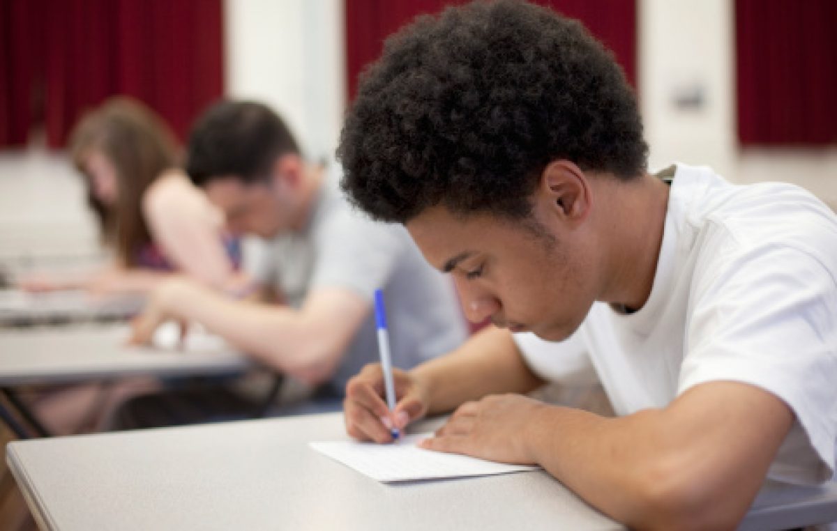 Pré-vestibular volta às aulas nesta segunda-feira, 08