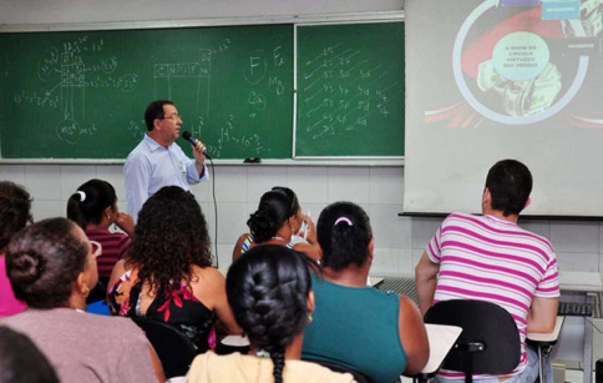 Barraqueiros são capacitados para participar do “Arraiá do Chico” 2013