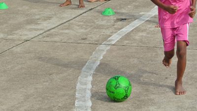 Projeto Ruas do Lazer reuniu mais de 200 crianças em atividades no Caípe de Baixo