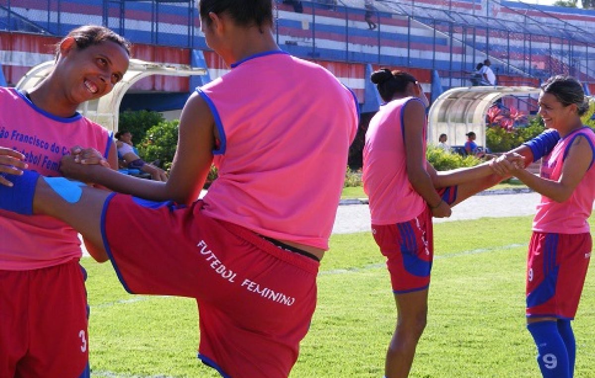Futebol feminino: equipe joga nesta quarta (20) e precisa vencer