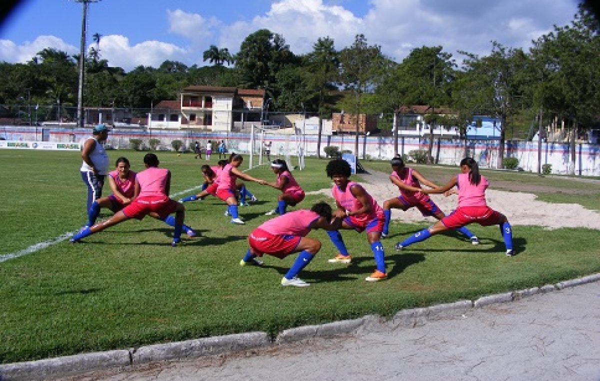 Equipe feminina goleia na estreia da Copa do Brasil