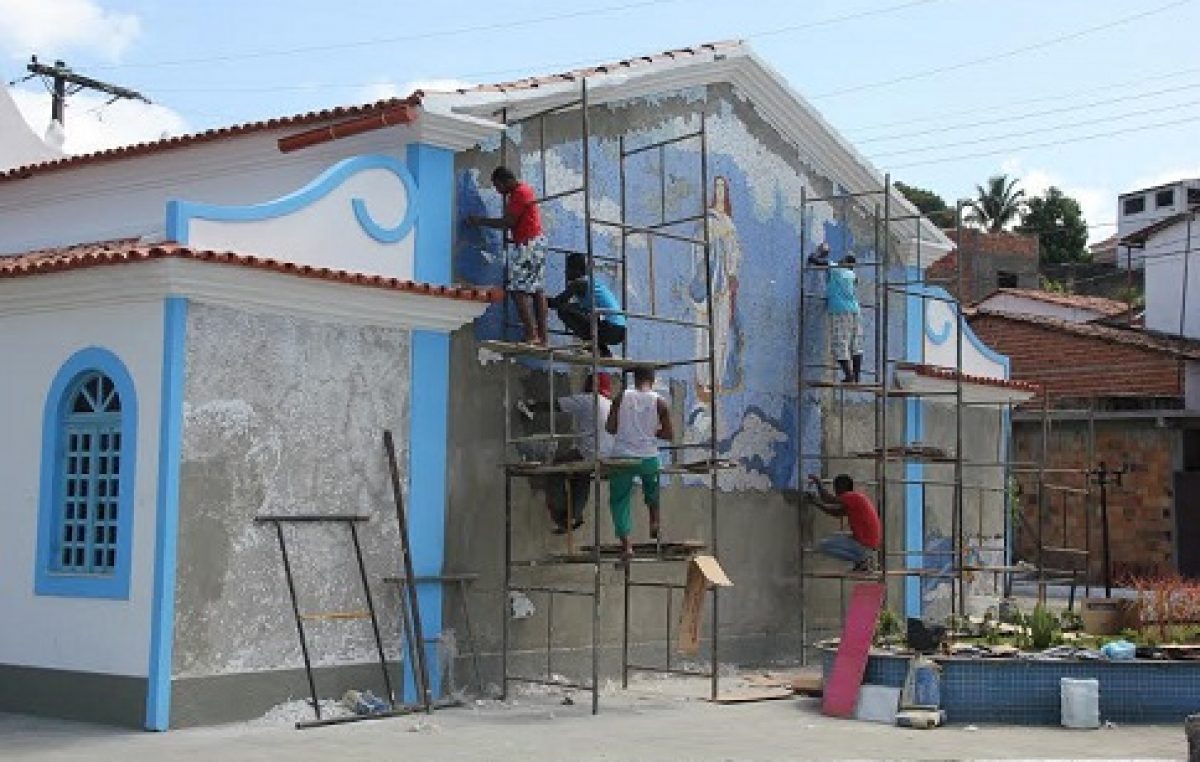 Capela de Nossa Senhora da Conceição da Praia ganha mosaico especial