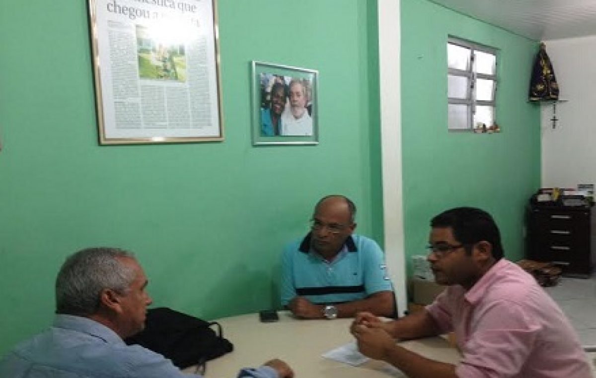 São Francisco do Conde apresenta cartão do servidor à Governador Mangabeira