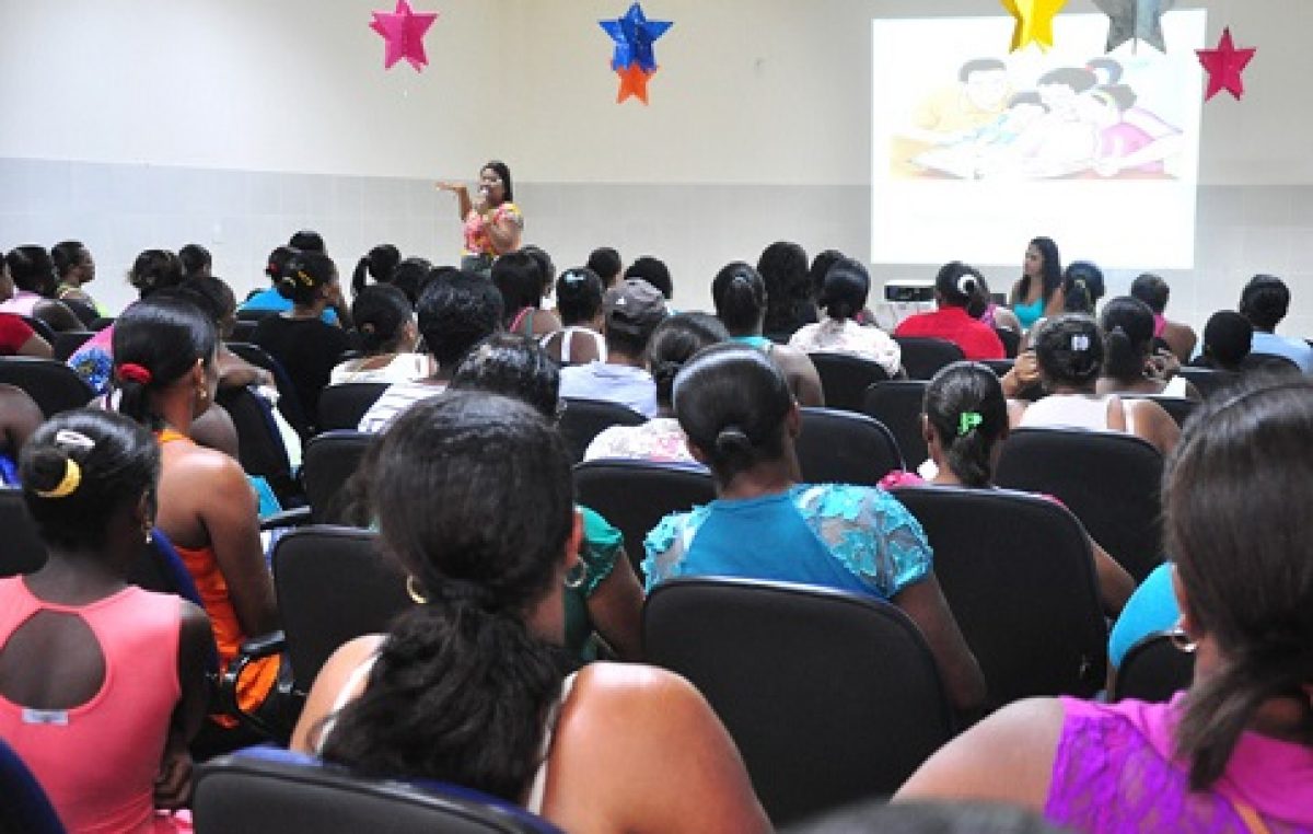 PAS discute o papel da família na educação dos filhos