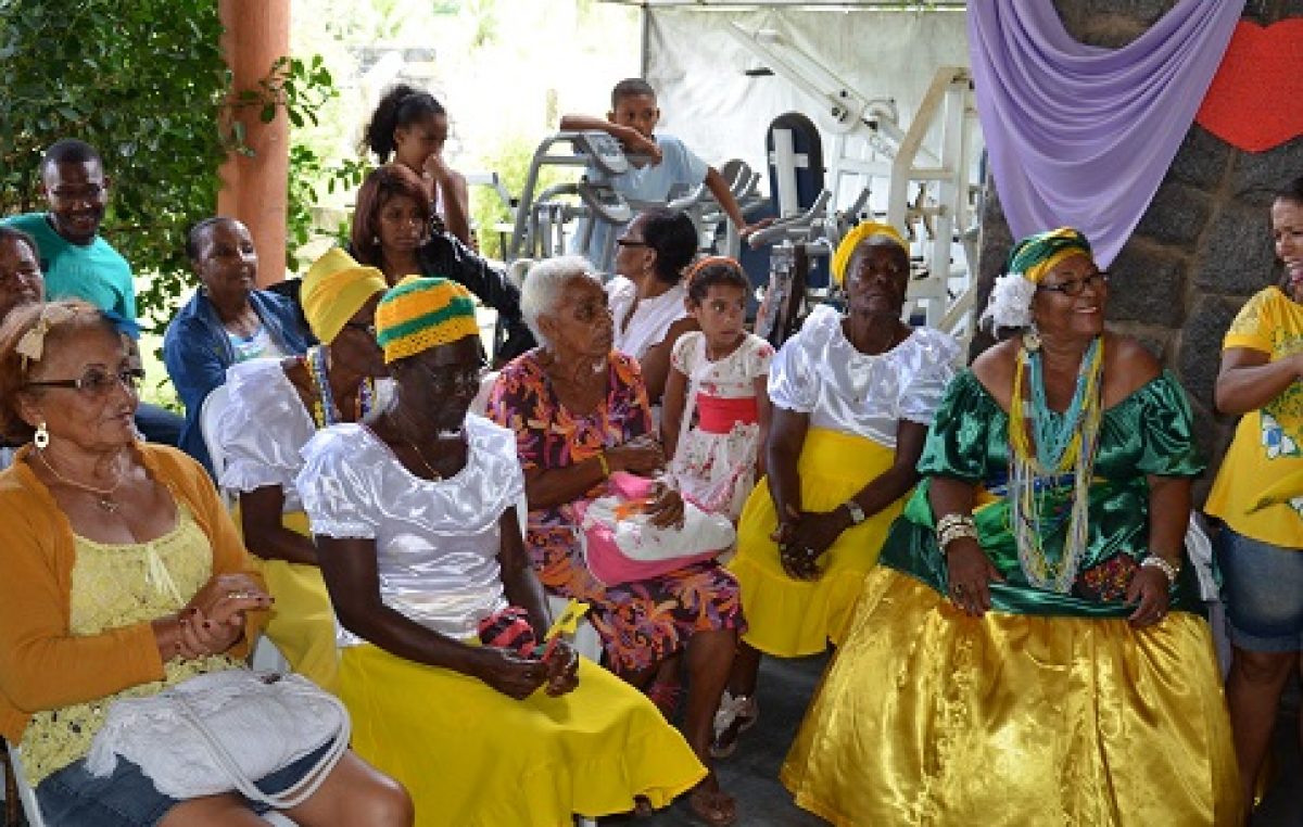 CCI celebra a passagem do dia das mães com festa e alegria