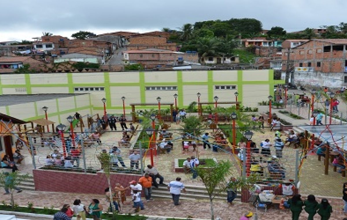 Praça Edson Martins da Fonseca Peralva foi entregue à comunidade sanfranciscana