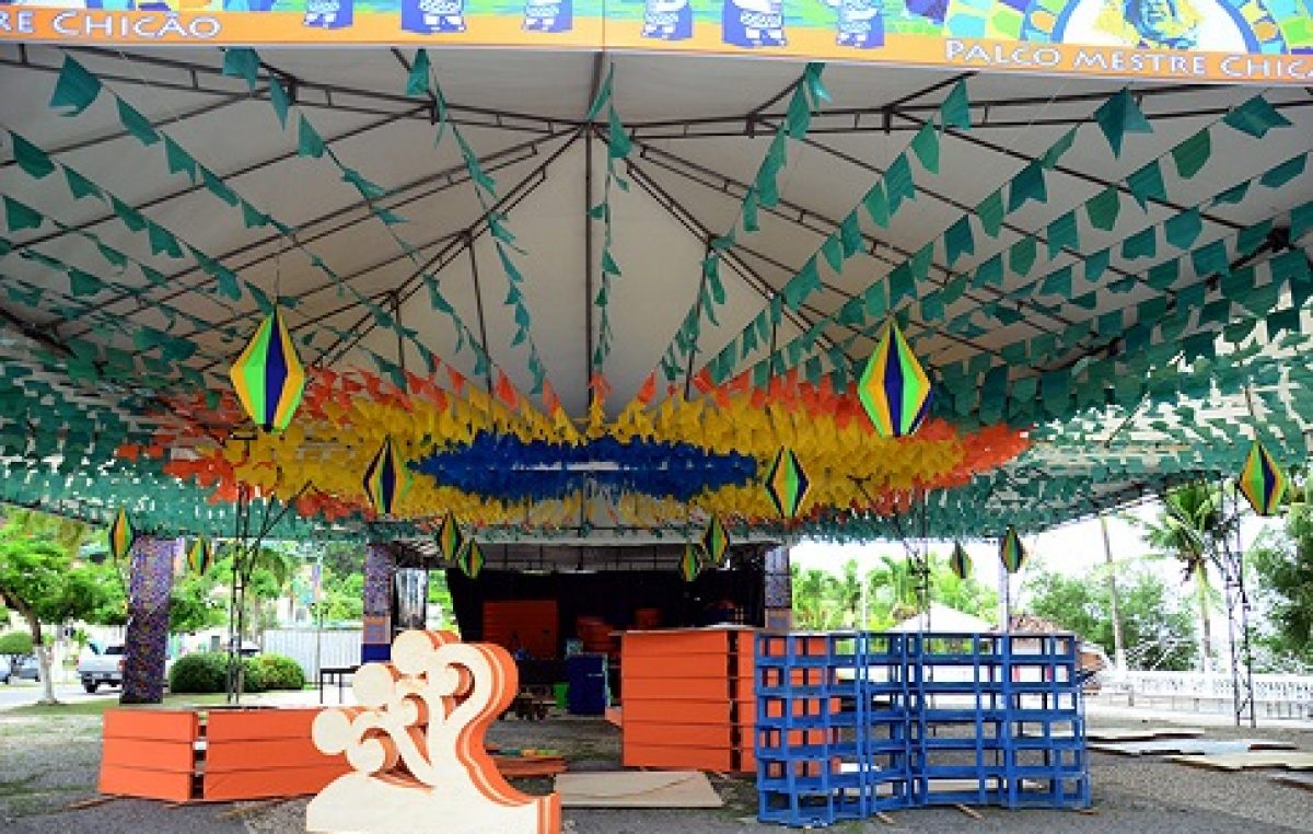 Decoração junina toma conta de São Francisco do Conde