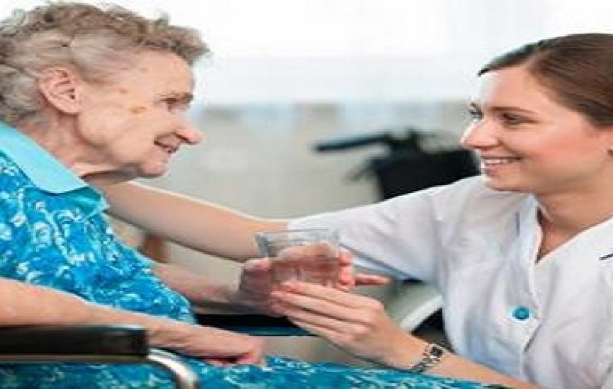 SEDES realiza pré-matrícula para cursos de cuidador e auxiliar administrativo