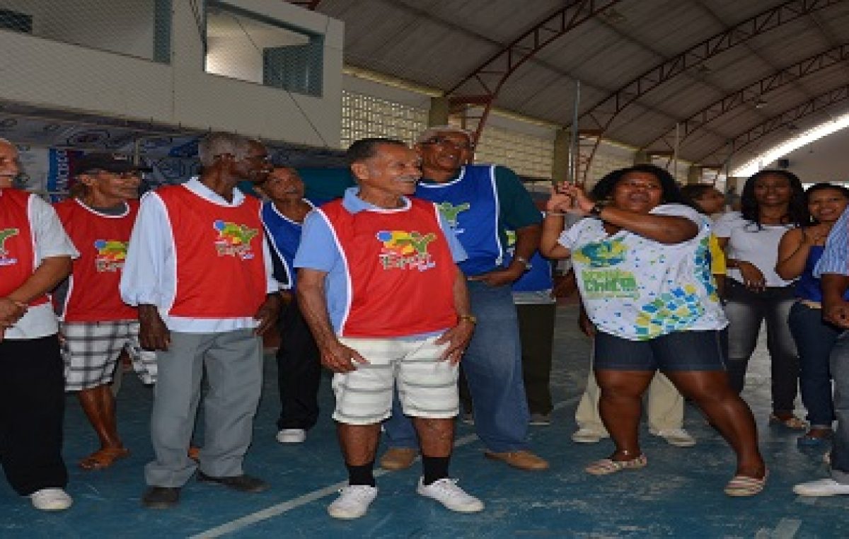 Centro de Convivência do Idoso comemorou o Dia dos Pais