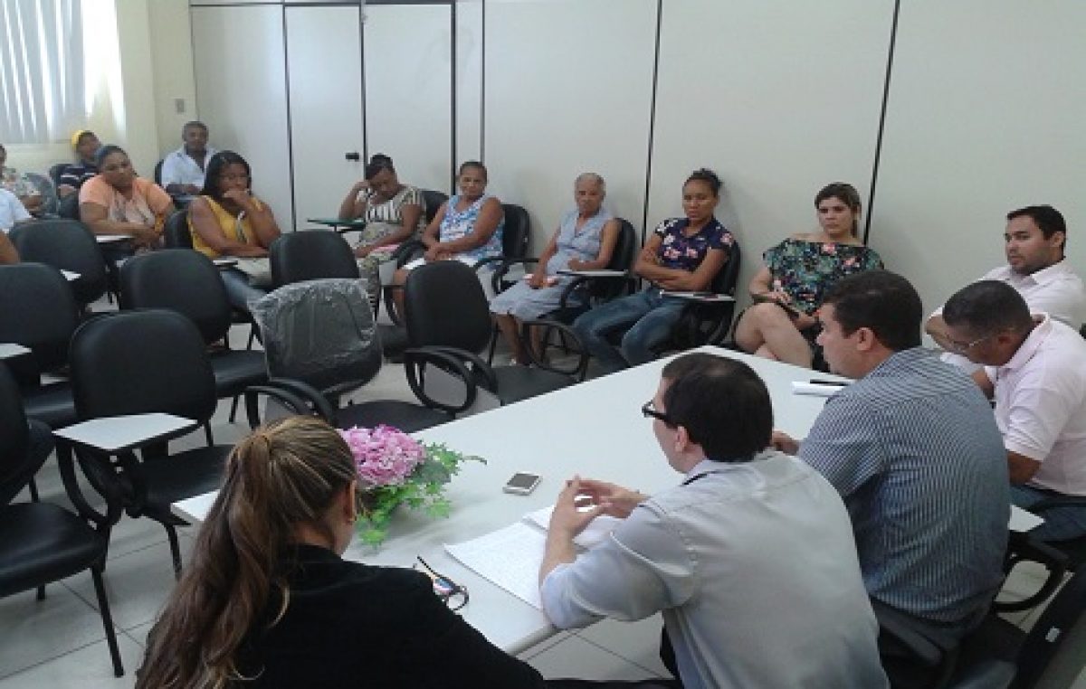 Prefeitura reúne moradores de Campinas para prestar esclarecimentos