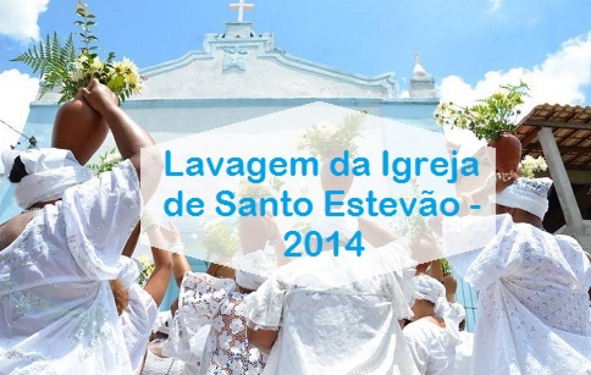 Bairro de Santo Estevão comemorou dia do padroeiro com cortejo de baianas, lavagem da igreja e corrida de canoa