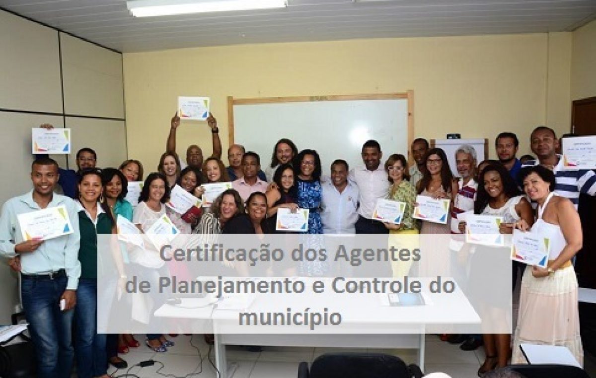 Prefeitura certificou Agentes de Planejamento e Controle do município
