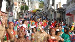 Carnaval das Tradições encerrou com chave de ouro na última terça-feira (17)
