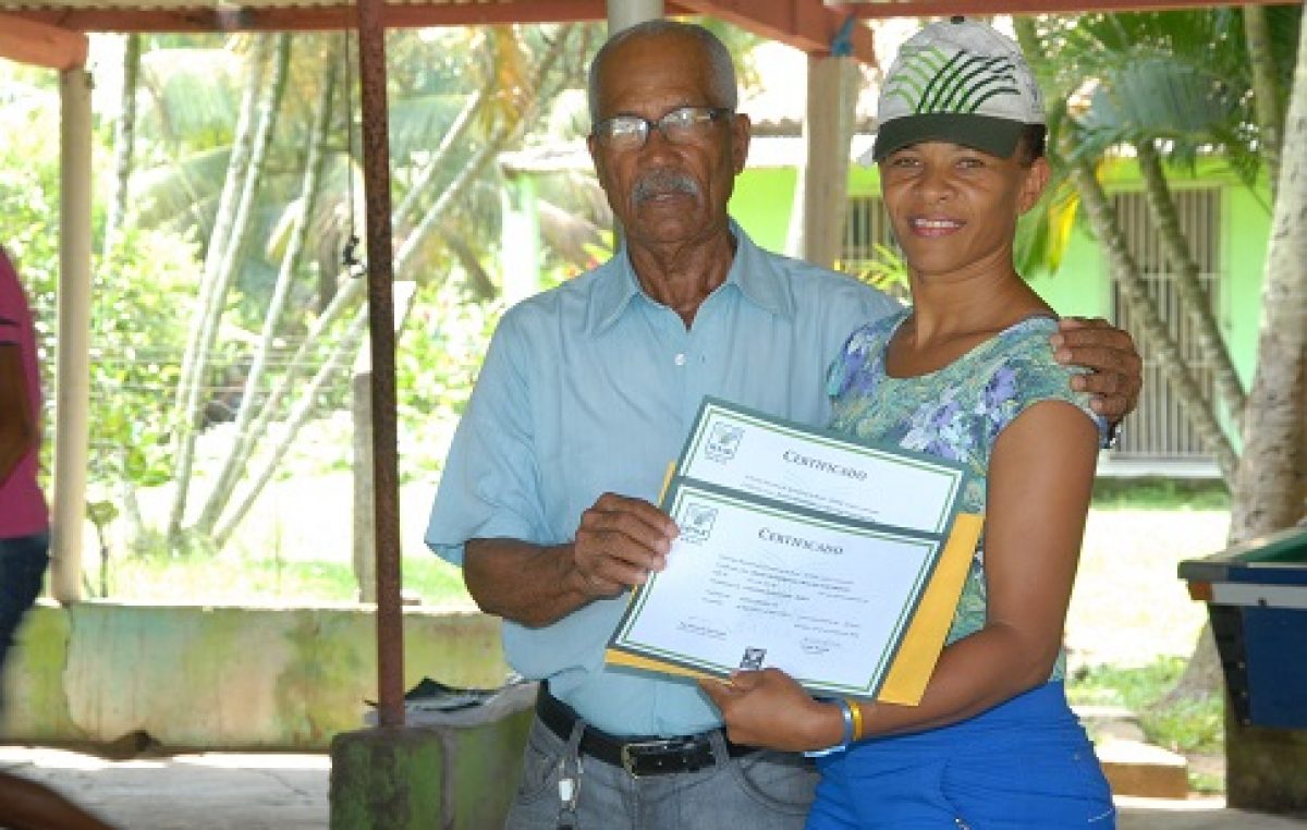 Agricultores de Jabequara das Flores foram certificados em cultivo de maracujá e banana
