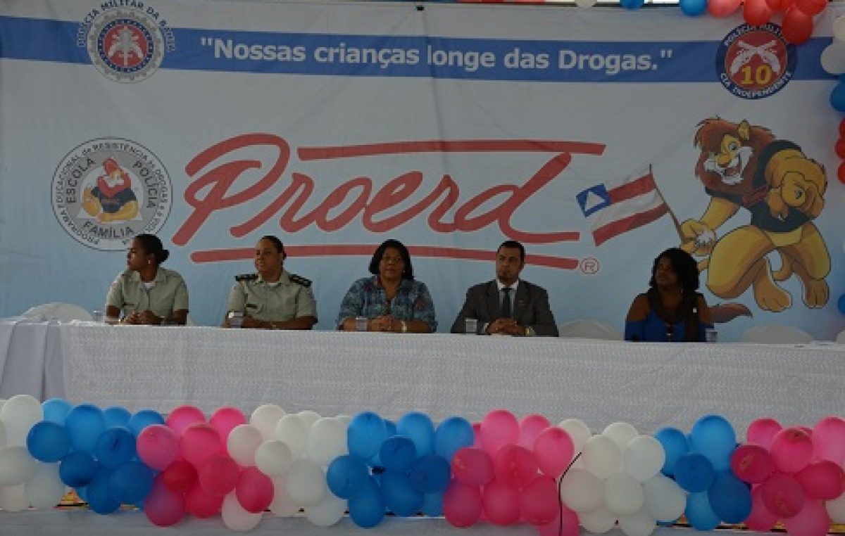 120 estudantes do município foram certificados na última quarta (10), através do PROERD