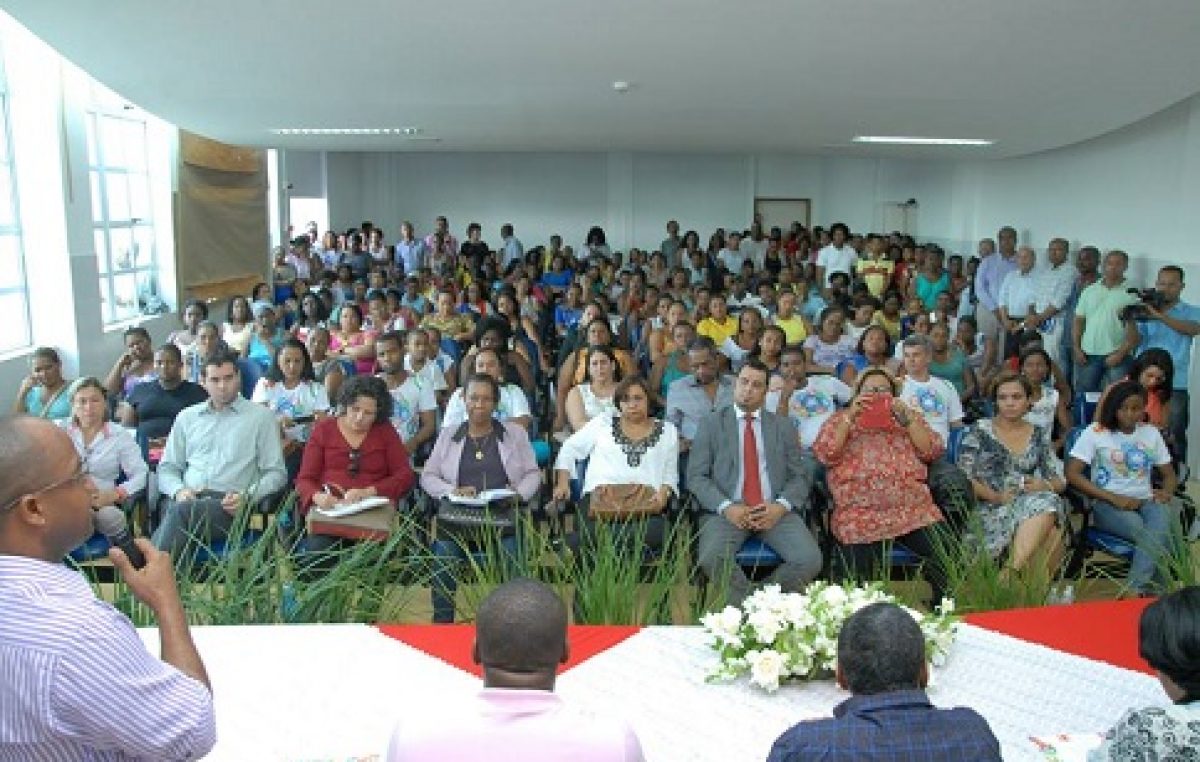 Finalizada etapa de entrega dos cartões do Educa Chico