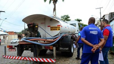 Vigilância Sanitária do município está inspecionando veículos responsáveis pelo transporte de água potável