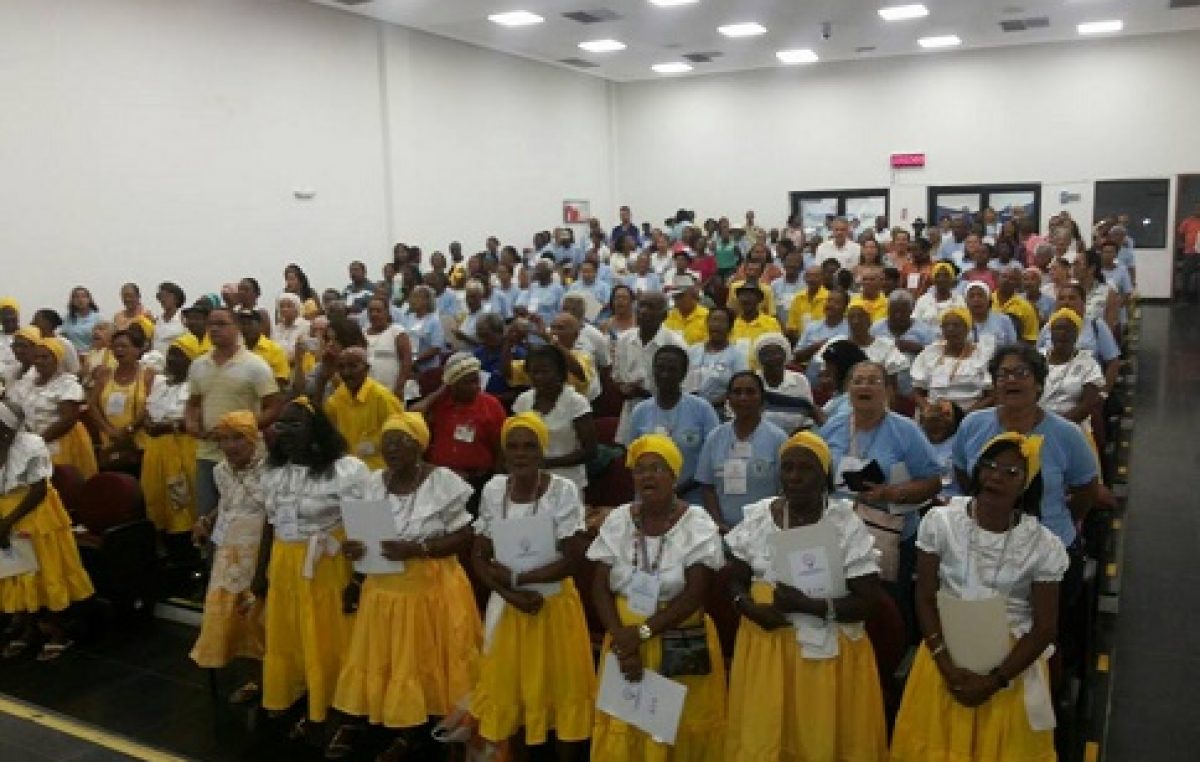 Seminário do Idoso lotou a Câmara de Vereadores nesta sexta-feira (02)