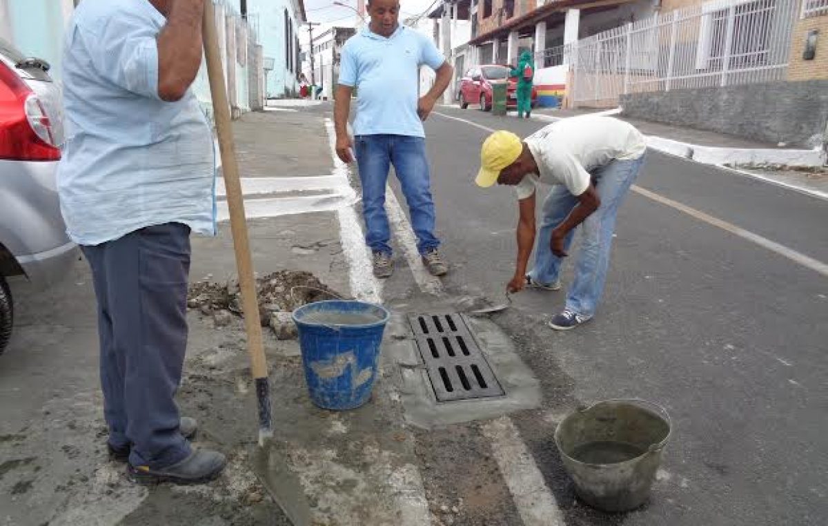 Serviços Públicos está realizando um mutirão de conserto de bocas de lobo em todo o município