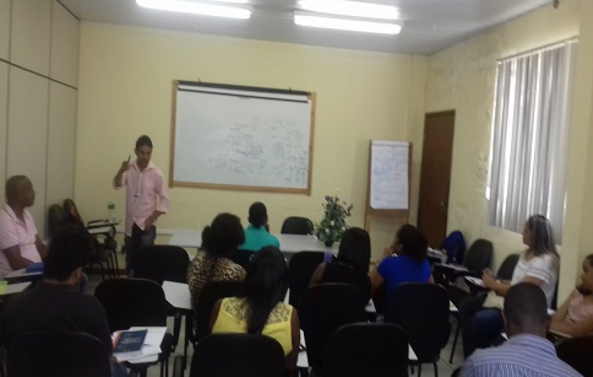 Novos conselheiros tutelares passam por formação