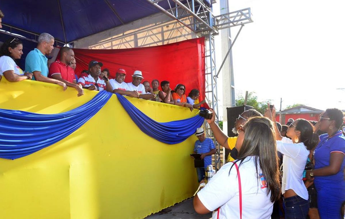 Prefeitura entregou quadra poliesportiva coberta para a comunidade do Socorro