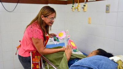 Dia das Mães: a data foi lembrada pelo Hospital Célia Almeida Lima com distribuição de brindes