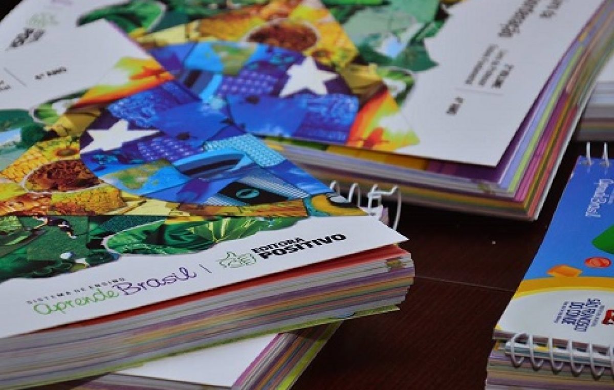 SEDUC promoveu evento na Câmara de Vereadores para apresentar ações do Positivo no município