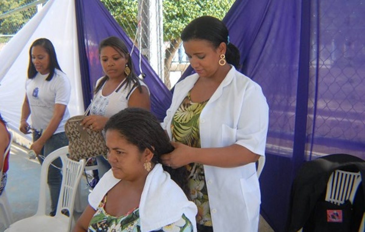 Projeto Nosso Bairro em Movimento levou Glamour para a comunidade do São Bento