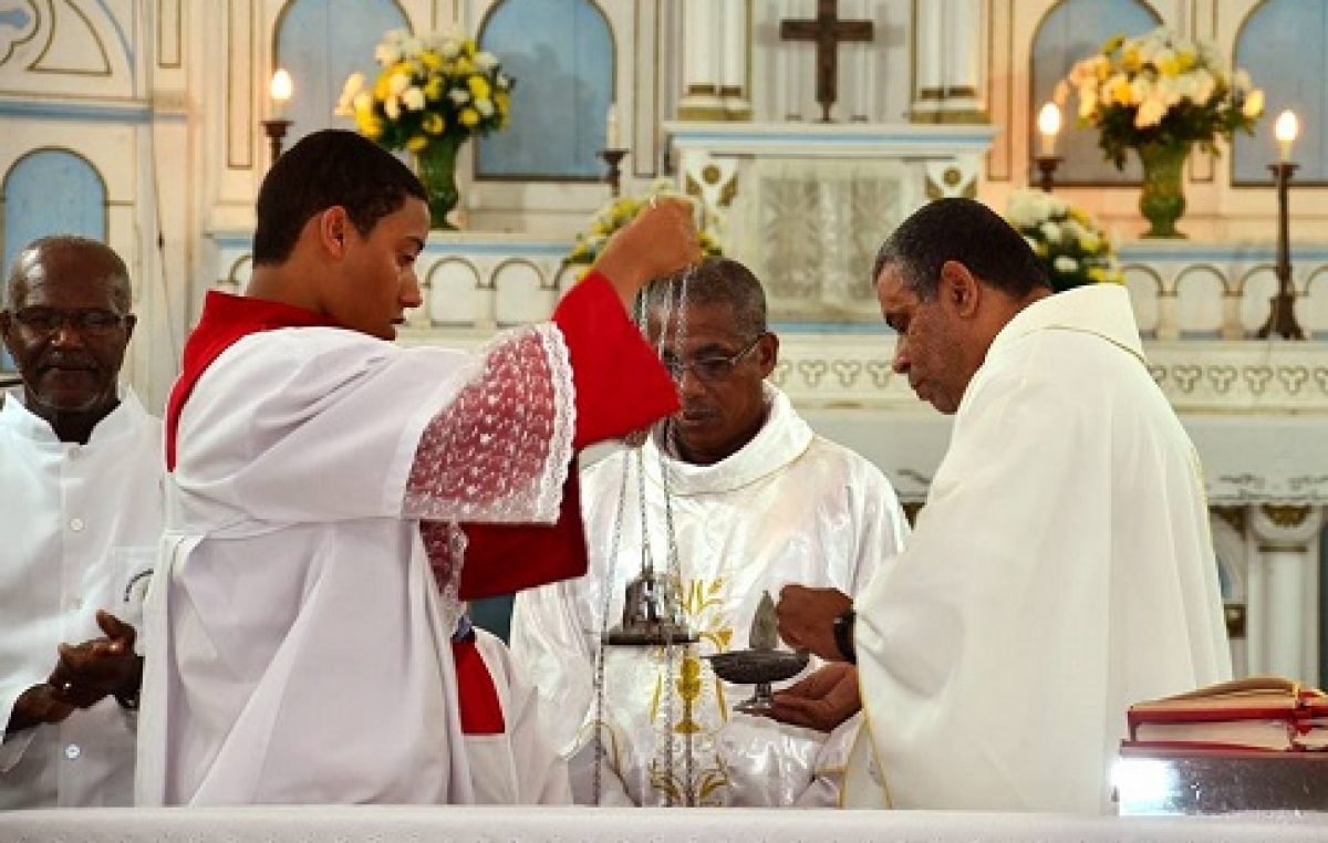São Francisco do Conde está celebrando Santo Antônio