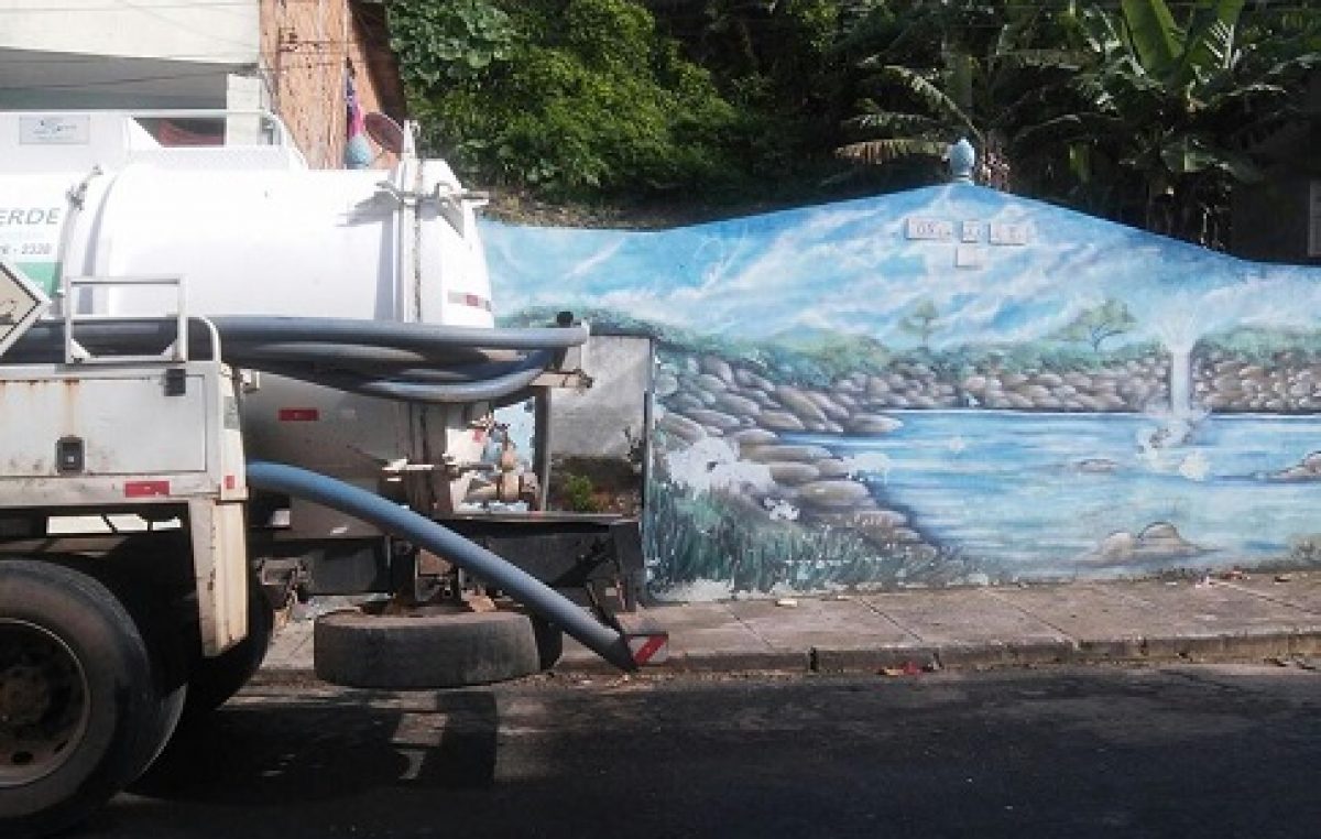 Projeto Operação Verão: SESCOP realiza serviço de limpeza na Fonte do Mato