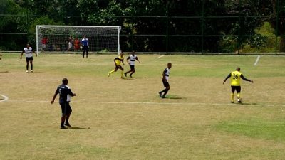 Comunidade de Campinas ganhou campo de futebol requalificado