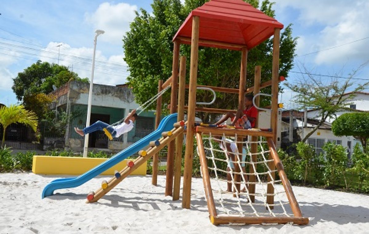 TranSFormar: Comunidade de Paramirim esperou por mais de 20 anos a reforma da Praça Alzira Sant’ana da Cruz