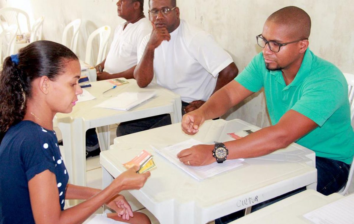 Os Tickets da Semana Santa começaram a ser entregues nesta segunda-feira (20), no bairro do Socorro