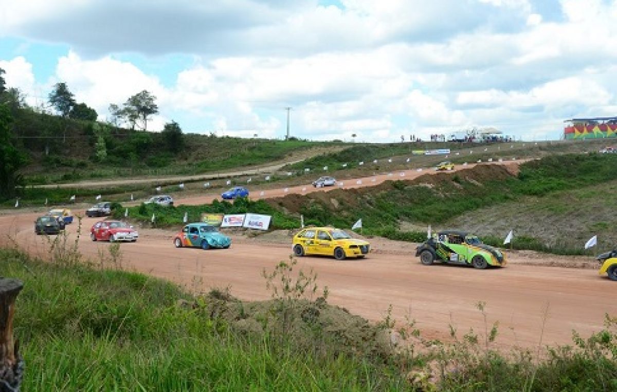Copa Brasil de Velocidade na Terra aconteceu nesse final de semana no Autódromo Internacional da Bahia