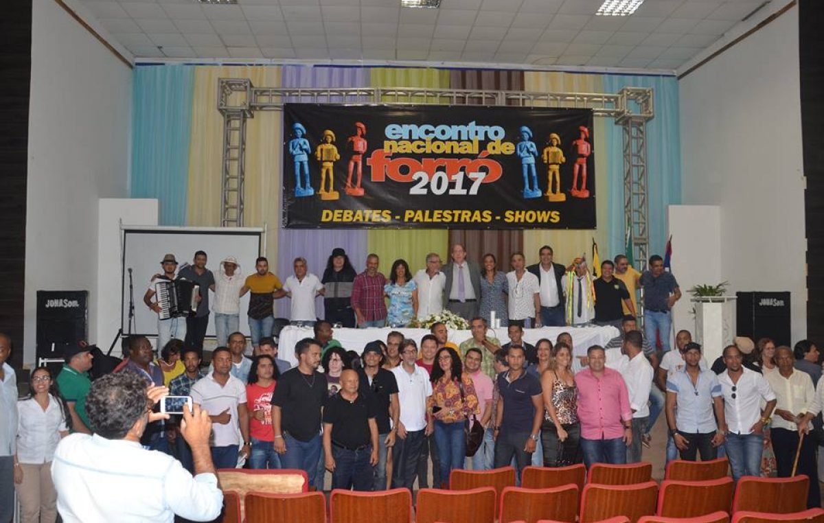 Secretária de Turismo de São Francisco do Conde palestrou sobre o tema: “O São João da Bahia e a Cadeia Produtiva do Turismo”