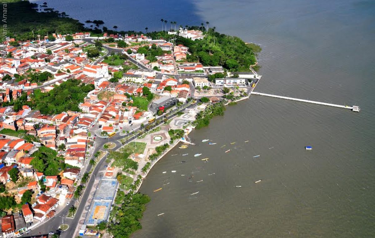 Seminário, que acontecerá nesta quarta-feira (13), irá dialogar sobre os desinvestimentos da Petrobras na Bahia: “Desafios e Perspectivas para a Região Metropolitana”