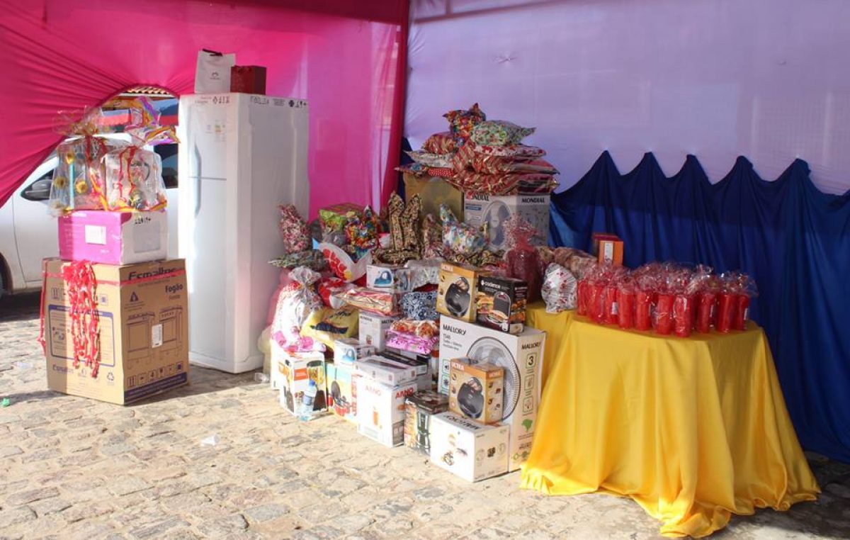 São Francisco do Conde celebrou o Dia das Mães com atividades, shows e sorteios de brindes