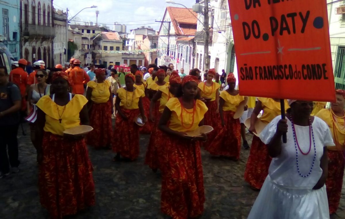Grupo folclórico “As Paparutas” representou o município no desfile cívico que celebrou 02 de Julho