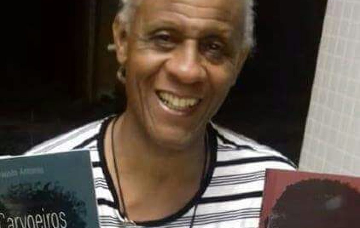 SDHCJ apoia lançamento dos livros “No Reino da Carapinha e Memória dos Meus Carvoeiros”, do escritor Fausto Antônio