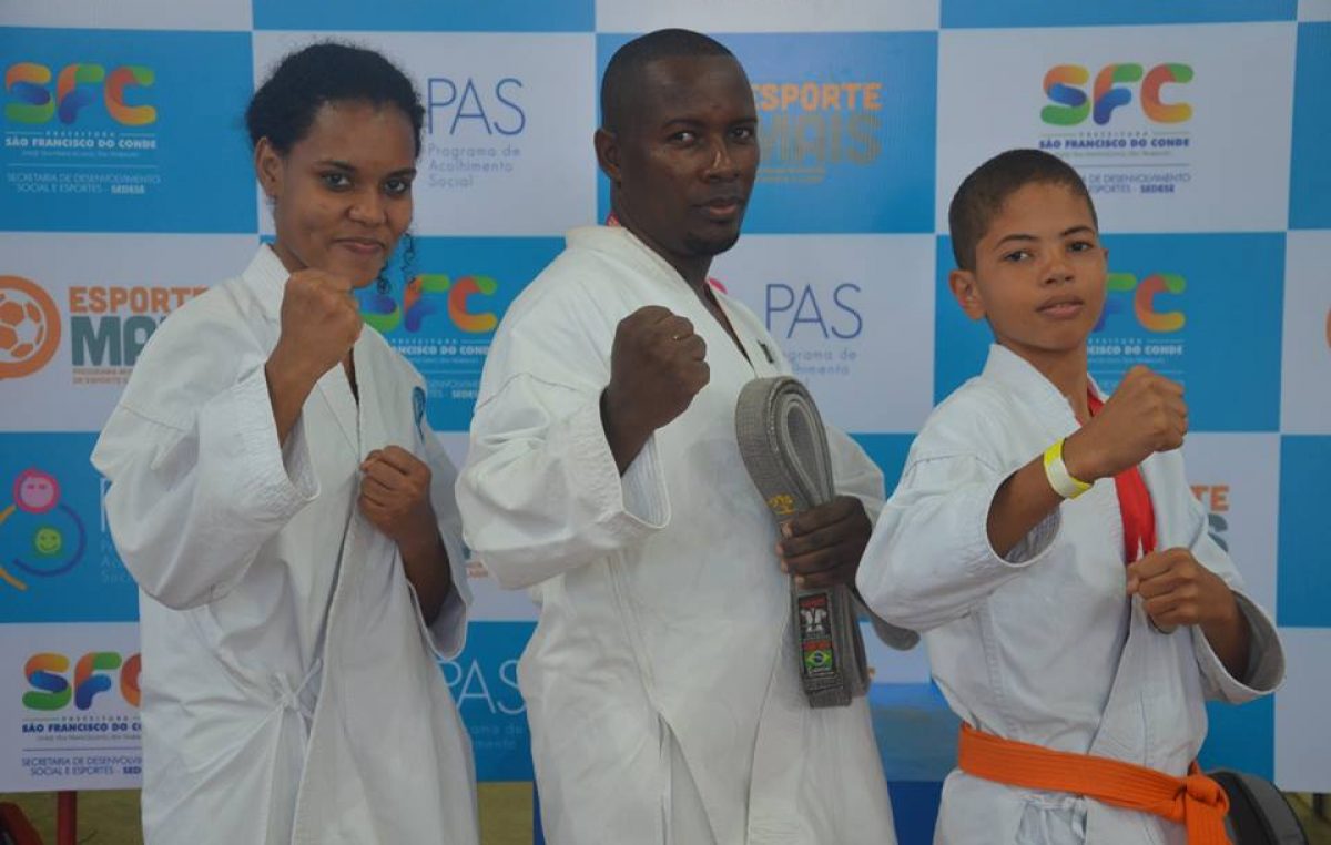 Atletas franciscanos foram destaques no XXII Campeonato de Karatê de Semi-Contato