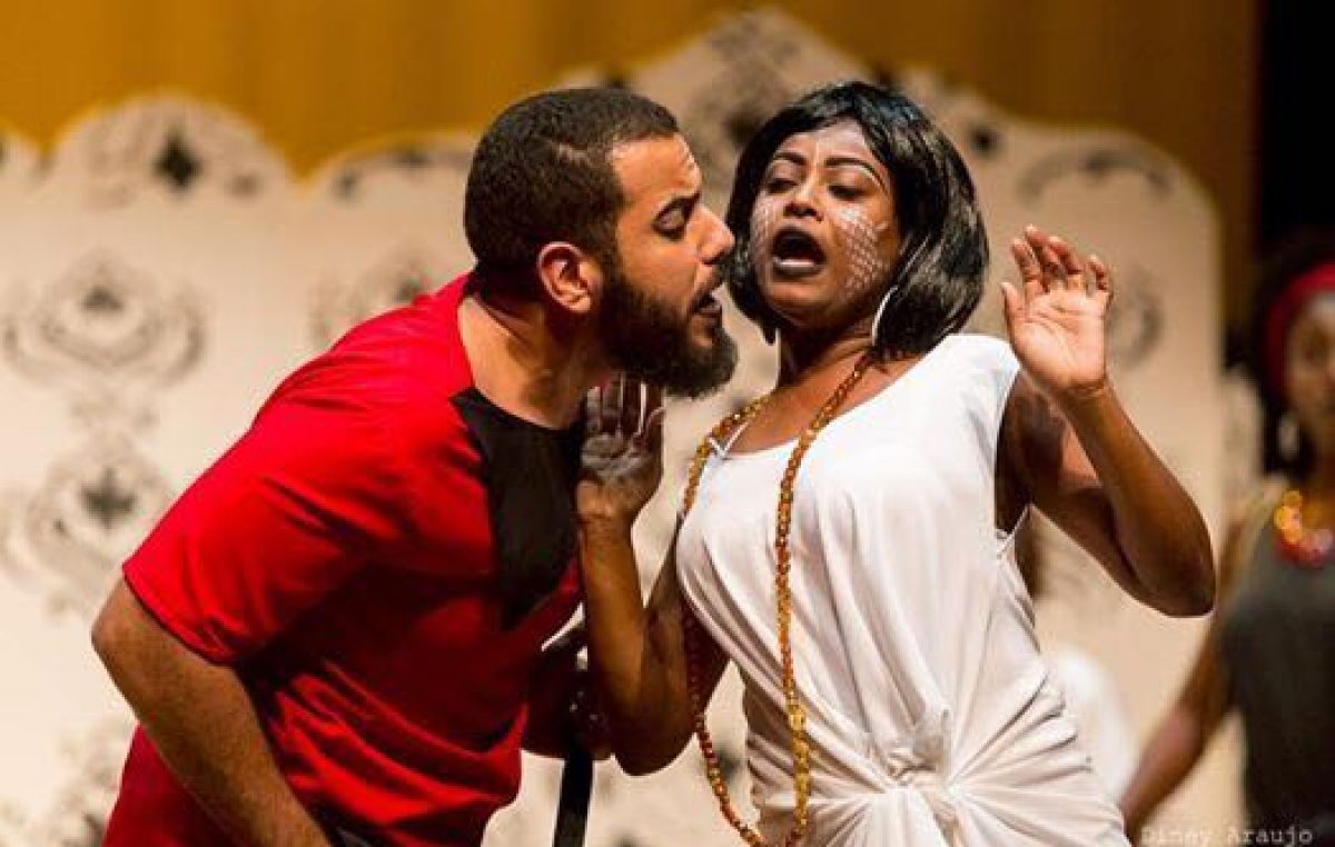 Atriz franciscana Natalyne Santos está em cartaz com espetáculo “Gusmão: O anjo negro e sua legião” em Salvador