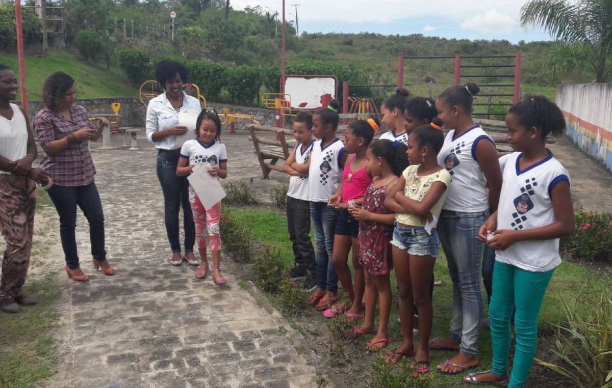 Projeto Um poema em cada árvore é realizado em São Francisco do Conde
