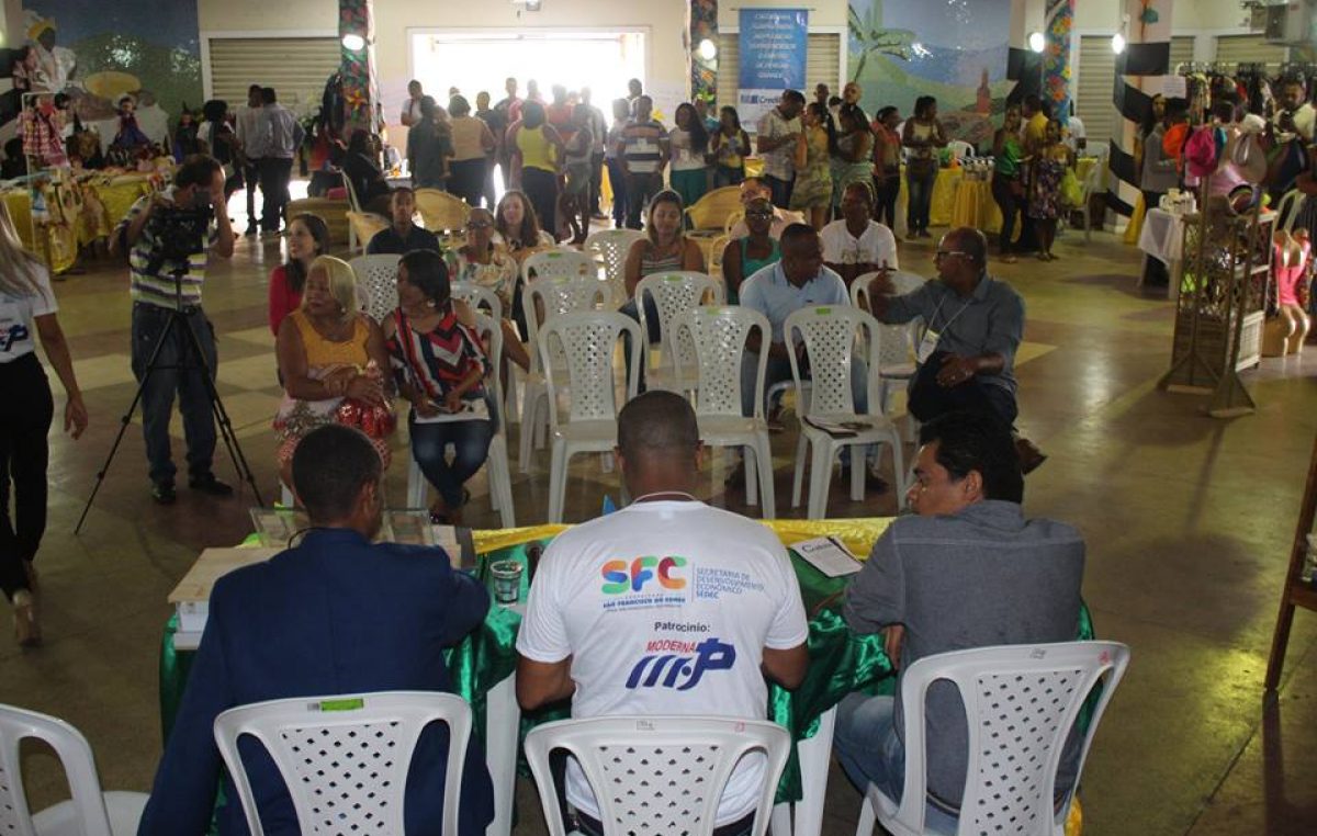 “Eu Empreendedor”: Segundo dia trouxe CREDBAHIA, UCSAL e Banco Comunitário Ouro Negro para roda de debates