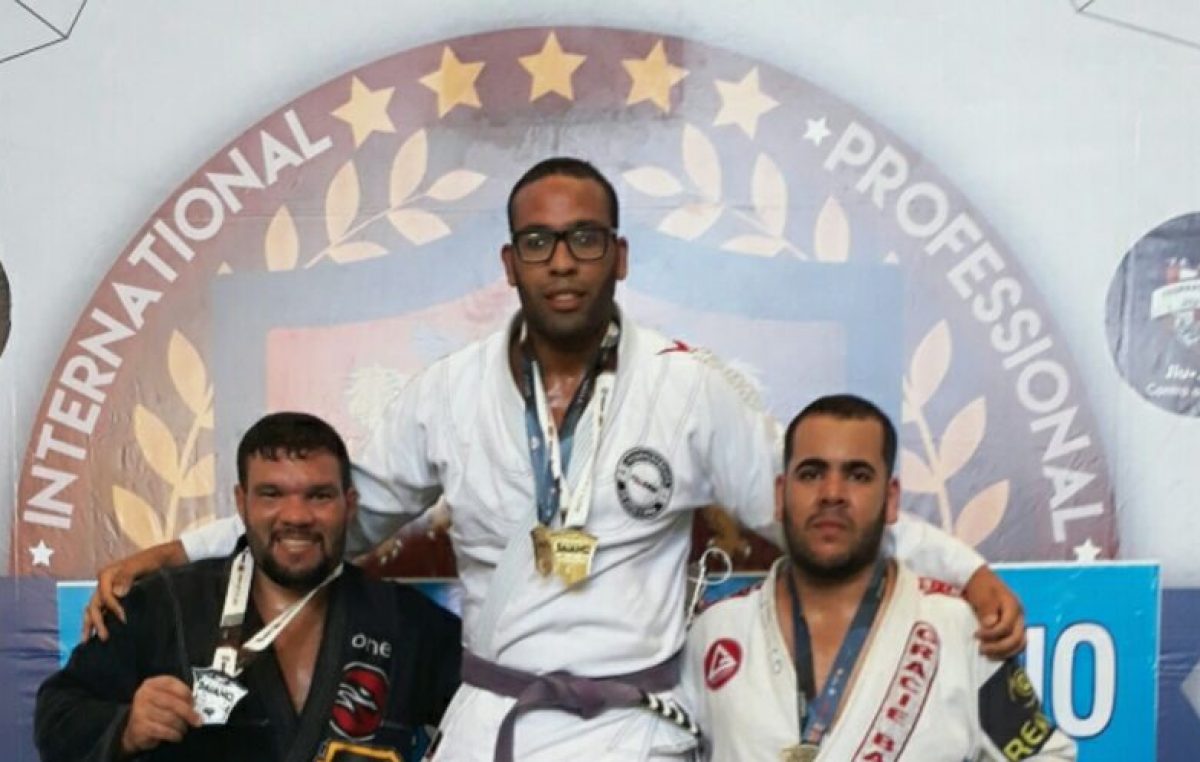 Atleta Franciscano é campeão baiano profissional de Jiu-Jitsu pela FBJJ