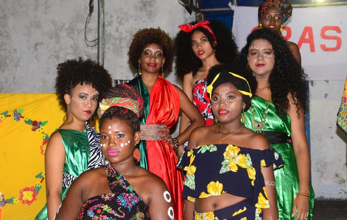 1º Desfile da Beleza Negra aconteceu no bairro do Socorro