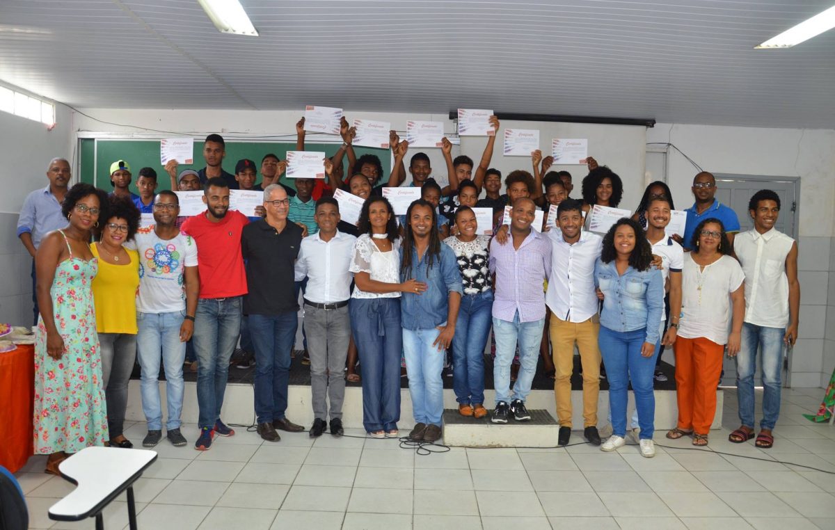 SDHCJ promoveu a certificação das Oficinas de Desenho e Artesanato