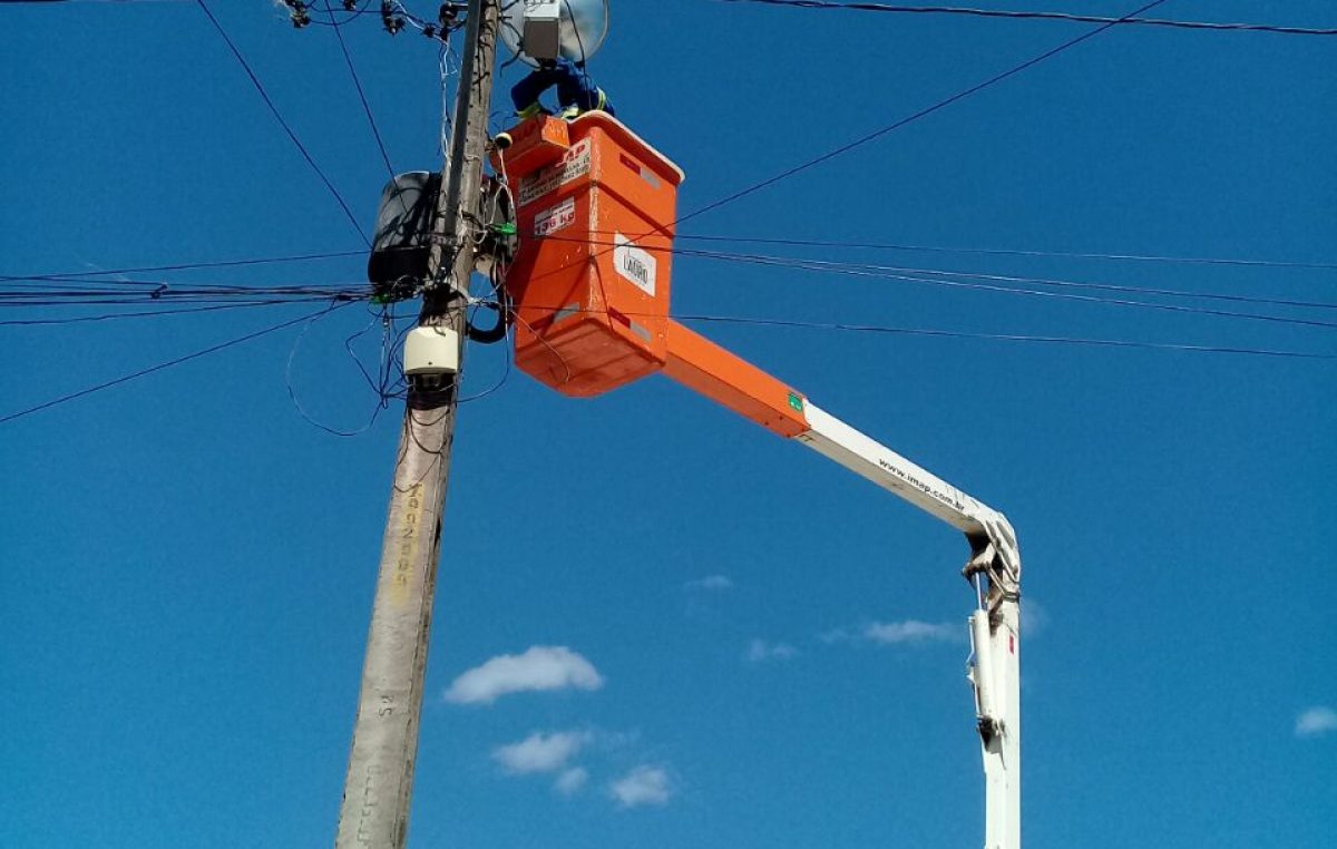 Secretaria de Serviços, Conversação e Ordem Pública instalou refletores no Caípe de Baixo