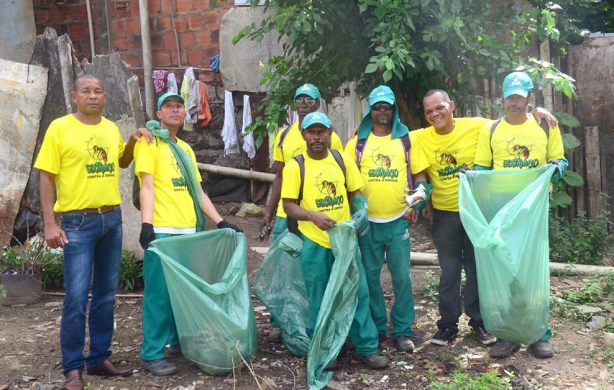 Faxinaço mobilizou a comunidade da Baixa Fria